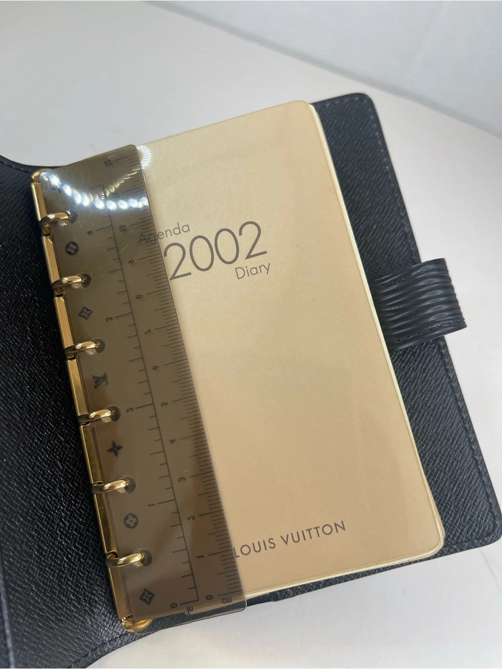 black Louis Vuitton Epi leather small ring agenda cover